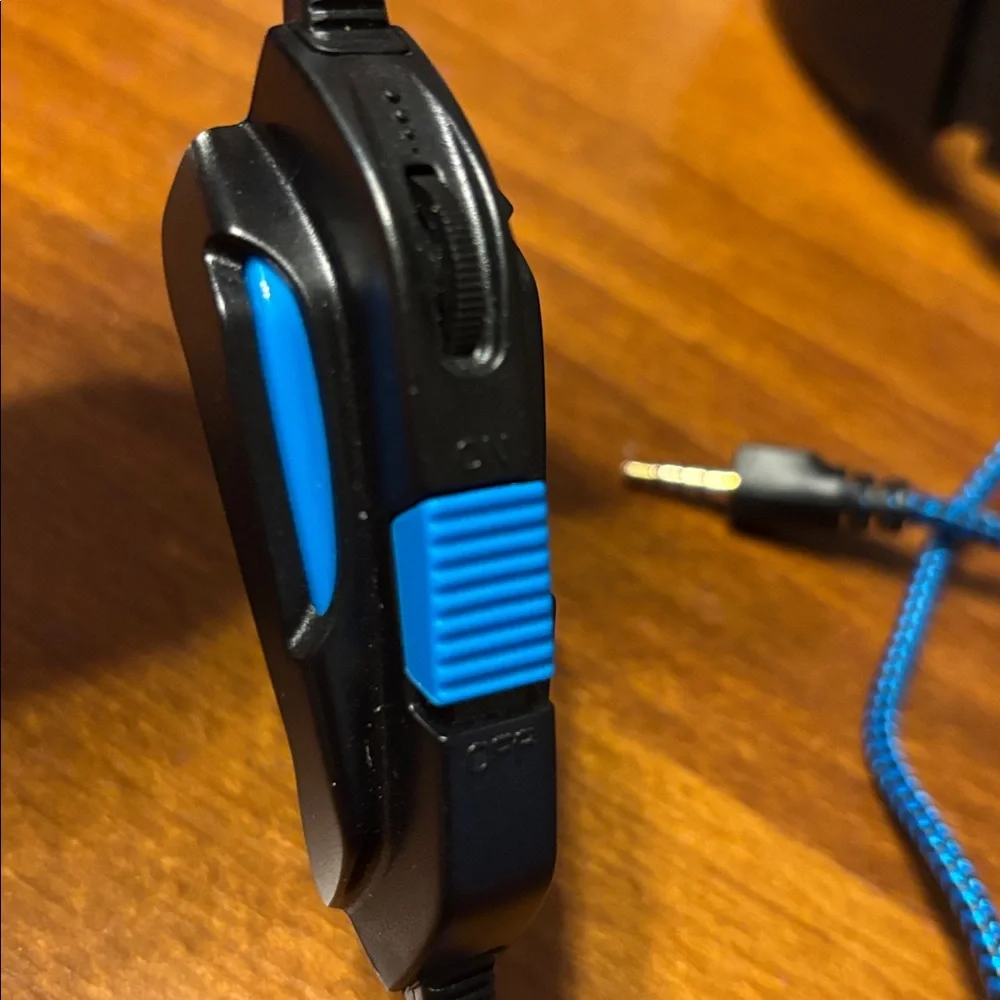 SADES SA-807 Over-Ear Wired Gaming Headset with Microphone